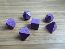 Conjunto de dados vintage Dungeons & Dragons D20 D10 D4 D12 D6 D8 roxo poliédrico D&D comprar usado Conjunto de dados vintage Dungeons & Dragons D20 D10 D4 D12 D6 D8 roxo poliédrico D&D comprar usado  Enviando para Brazil