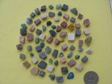 ROMA ANTIGA. Século 1-2. Conjunto de 70 peças de mosaico de pedra colorida. comprar usado  Enviando para Brazil