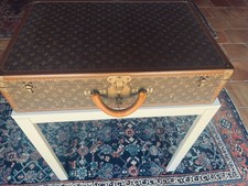 vuitton case d'occasion vuitton case d'occasion Pouillon