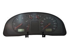 Używany, Prędkościomierz Zestaw wskaźników Volkswagen Passat B5 3B0919861J 110008793023 na sprzedaż  PL