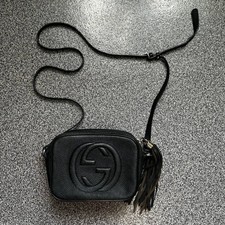 Bolsa Gucci Soho Disco Gold Hardware tiracolo pequena couro preto 100% autêntica comprar usado Bolsa Gucci Soho Disco Gold Hardware tiracolo pequena couro preto 100% autêntica comprar usado  Enviando para Brazil