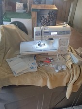Máquina de costura computadorizada Brother CS7205 com mesa larga com peddle e extras comprar usado  Enviando para Brazil