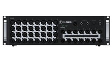 Mackie dl32r channel for sale  LEEDS