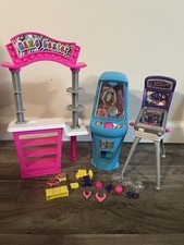 2000 barbie play for sale  Carterville