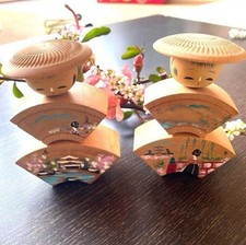 Kokeshi dolls four d'occasion  Expédié en Belgium