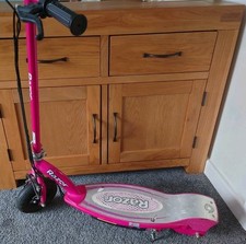 Razor e100 electric for sale  HALIFAX
