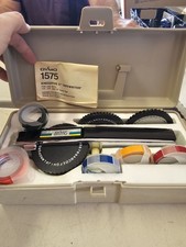 Antiga máquina de fita Dymo Black Executive 3 III 1575 fabricante de etiquetas na caixa com fita comprar usado  Enviando para Brazil
