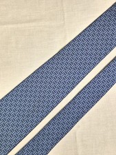 Hermes tie 7031 d'occasion  Expédié en Belgium