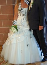 Brautkleid farbigen details gebraucht kaufen  Saarbrücken