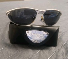 Occhiali sole unisex usato  Como