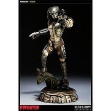 Sideshow predator scale d'occasion  Expédié en Belgium