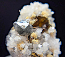 Raro scheelite quarzo usato  Spedire a Italy