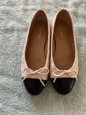 womens clothes shoes for sale  Saratoga