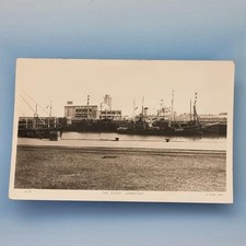 Cartão postal Lowestoft C1950 foto real Suffolk Docks Trawler L.T.43 L.T.1239 comprar usado  Enviando para Brazil