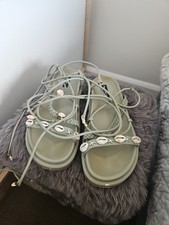 River island flat for sale  DONCASTER