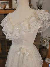 vintage lace wedding dress for sale  Peoria
