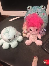 5 bonecas de pelúcia de pelúcia, sapo, furby, troll, coelho, polvo comprar usado  Enviando para Brazil