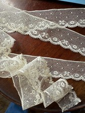 Dentelle ancienne fine d'occasion  Morestel