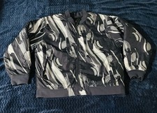 Jaqueta bombardeiro reversível Air Jordan Jumpman colcha de diamante preta camuflada tamanho XL, usado comprar usado  Enviando para Brazil