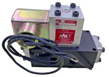 Válvula solenóide direcional ar/gás AAA Products SO2 5/2 vias 1/4" 24V DC comprar usado  Enviando para Brazil