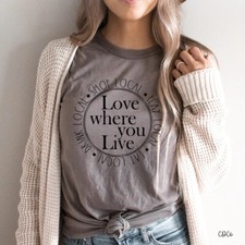 Usado, NOVA CAMISA LOCAL LOVE WHERE YOU LIVE SHOP - MSG COM TAMANHO E COR comprar usado Usado, NOVA CAMISA LOCAL LOVE WHERE YOU LIVE SHOP - MSG COM TAMANHO E COR comprar usado  Enviando para Brazil