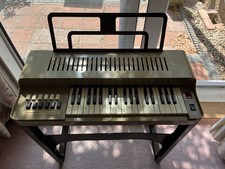 Magnus electric organ for sale  ST. ALBANS