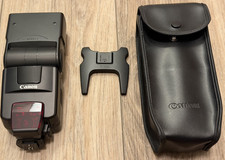 Flash Canon 550 EX Speedlite inclui estojo e suporte comprar usado Flash Canon 550 EX Speedlite inclui estojo e suporte comprar usado  Enviando para Brazil