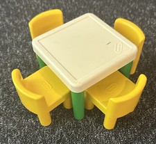 MESA DE JANTAR COZINHA E 4 CADEIRAS para bonecas LITTLE TIKES tamanho casa de bonecas 6", usado comprar usado  Enviando para Brazil