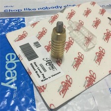 Triumph brass knurled d'occasion  Expédié en Belgium