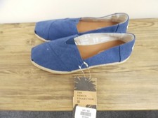 Toms womens shoes for sale  REDHILL