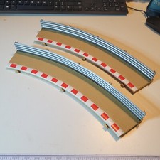 Scalextric curved track d'occasion  Expédié en Belgium