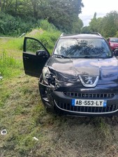 Pièces détachées auto d'occasion  Landivisiau