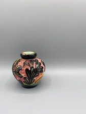 Jolie petit vase d'occasion  Versailles