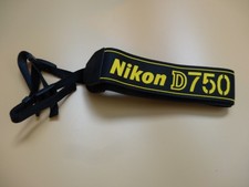 Nikon courroie strap d'occasion  Le Perray-en-Yvelines