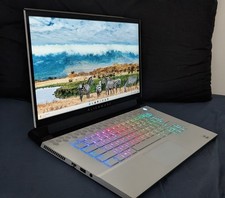 Alienware m15 15.6 usato Alienware m15 15.6 usato  Roma