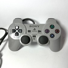 Controller silver ps2 usato Controller silver ps2 usato  Rovito