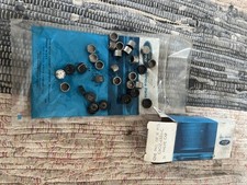 Tampa de válvula NOS OEM 1969 Ford 289 302 351W V8 Int/Exh Ford C90Z-6550-C comprar usado  Enviando para Brazil