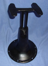 ANTIGA BASE DE CADEIRA ESCOLAR AJUSTÁVEL KENNEY BROS. & WOLKINS FERRO FUNDIDO - RESTAURADA comprar usado  Enviando para Brazil