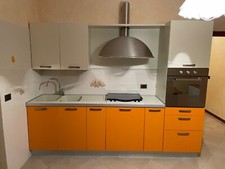 Cucina arancione completa usato  Visano