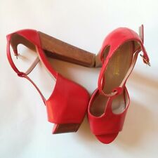 Sandalo donna rosso usato  Cesaro