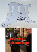 GARY CLARK JR PROTETOR DE PALHETA DE GUITARRA ELÉTRICA ASSINADO COM PROVA EXATA COM COA e placa de paz, usado comprar usado  Enviando para Brazil