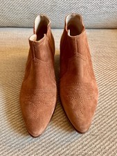 Brand new tan for sale  FLEET
