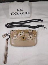 Embreagem Coach 1941 Tea Rose madeira de faia (F58181) com corrente preta, usado comprar usado Embreagem Coach 1941 Tea Rose madeira de faia (F58181) com corrente preta, usado comprar usado  Enviando para Brazil
