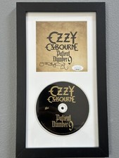 Capa CD Ozzy Osbourne assinada paciente número 9 com moldura de disco JSA CERTIFICADO DE AUTENTICIDADE AUTO comprar usado  Enviando para Brazil