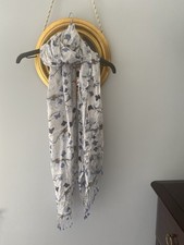 White stuff scarf for sale  LUTON