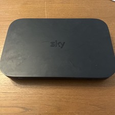 Sky box modello usato  Spedire a Italy