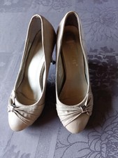 Chaussures talon grises d'occasion  Lixing-lès-Saint-Avold