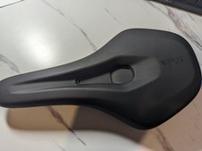 Fizik aidon saddle for sale  San Bernardino