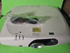 Usado, Projetor a Laser Panasonic RZ 370 HD DLP HDMI PT-RZ370U 6247 h comprar usado Usado, Projetor a Laser Panasonic RZ 370 HD DLP HDMI PT-RZ370U 6247 h comprar usado  Enviando para Brazil