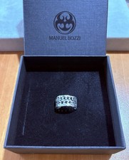 Anello materia solidal usato  Mugnano di Napoli
